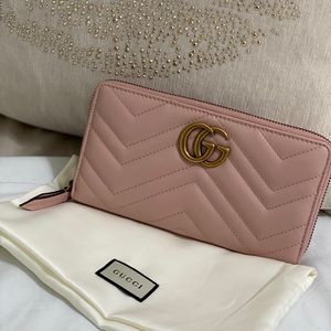 GG Marmont Zip Around Wallet
